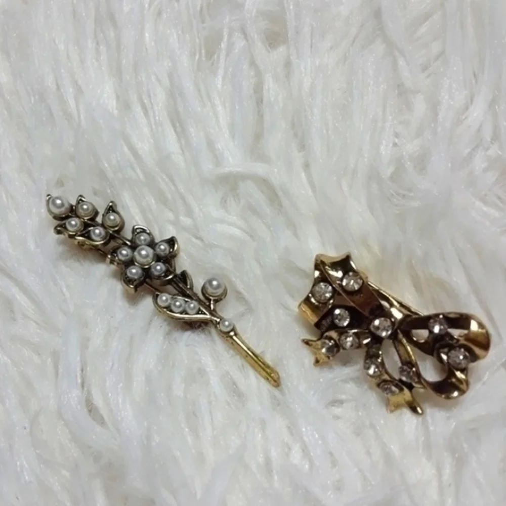 Antiqued Pearly Bow & Breath Mini Collar P…